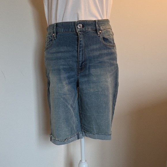 White House Black Market Pants - White House Black Market Light Blue Denim
